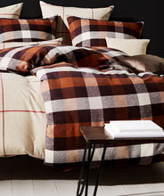 Ielādējiet video galerijas pārlūkā, Flaneļa gultas veļa Lech Braun | Fleuresse