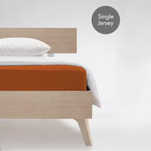 Ielādējiet video galerijas pārlūkā, Palags ar gumiju Terra | Jenny Fleuresse