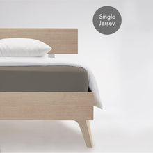 Ielādējiet video galerijas pārlūkā, Palags ar gumiju Taupe | Jenny Fleuresse