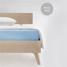 Ielādējiet video galerijas pārlūkā, Satīna palags bez gumijas Blue | fleuresse