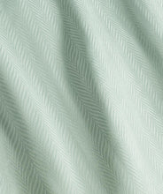 Ielādējiet video galerijas pārlūkā, Mako – Damasta gultas veļa Matcha | Jade Fleuresse