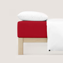 Ielādējiet video galerijas pārlūkā, Frotē palags ar gumiju Red | schlafgut