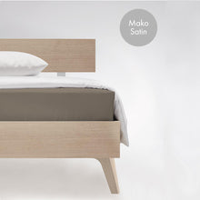 Ielādējiet video galerijas pārlūkā, Satīna palags bez gumijas Taupe | fleuresse