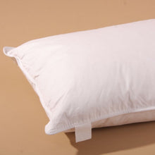 Ielādējiet video galerijas pārlūkā, Dūnu spilvens bērniem - 150g | SCHÄFER