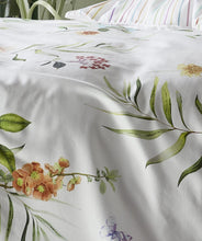 Ielādējiet video galerijas pārlūkā, Mako - Satīna gultas veļa Multicolor | Bed Art Fleuresse 
