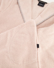 Ielādējiet video galerijas pārlūkā, Halāts ar kapuci 6219 Puder - 383 | Cawö 
