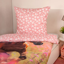 Ielādējiet video galerijas pārlūkā, Gultas veļa bērniem | Wild Horse HERDING 
